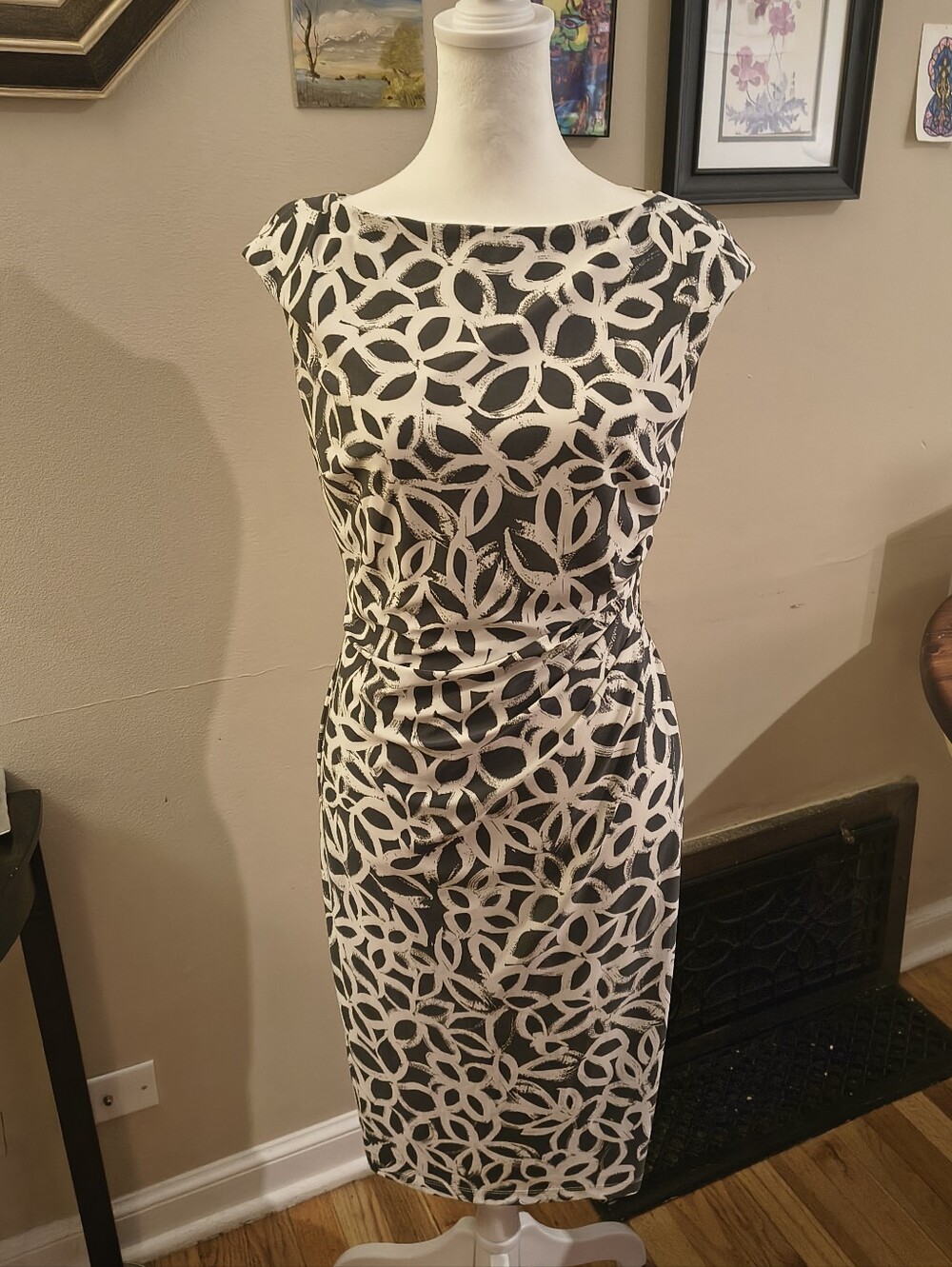 Ralph Lauren Classic Grey & White Sheath Flower Pattern Dress